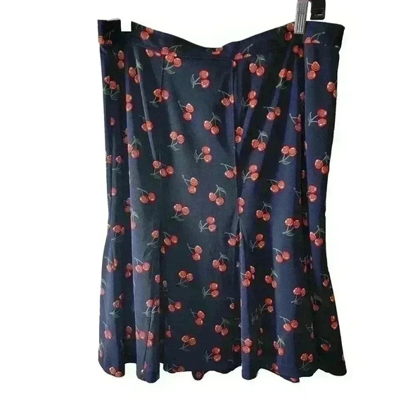Talbots Womens Skirt Size 12 Blue Red Cherries Godet Panel Side Zip Stretch - Picture 1 of 7